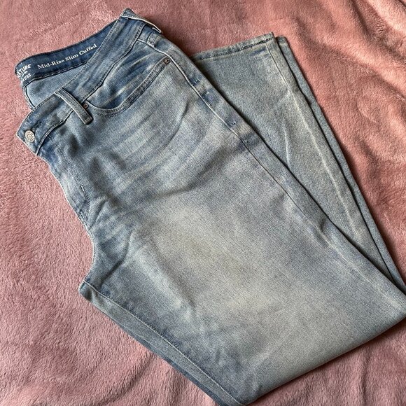 Levi's Signature Women's Ankle Jeans Modern Slim Cuffed Stretch Women's Size 14 - Picture 1 of 12